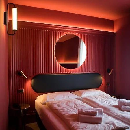 Miro' Hotel