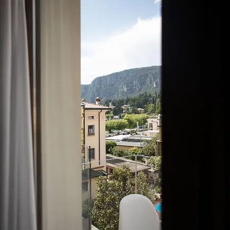 Miro' Ξενοδοχείο 3*