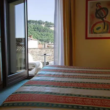 Hotel Miro' 3*