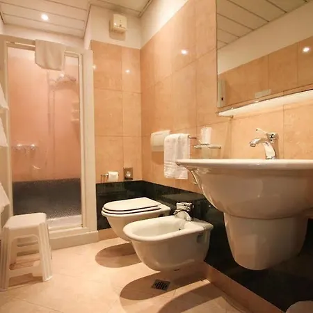 Miro' Hotel 3*